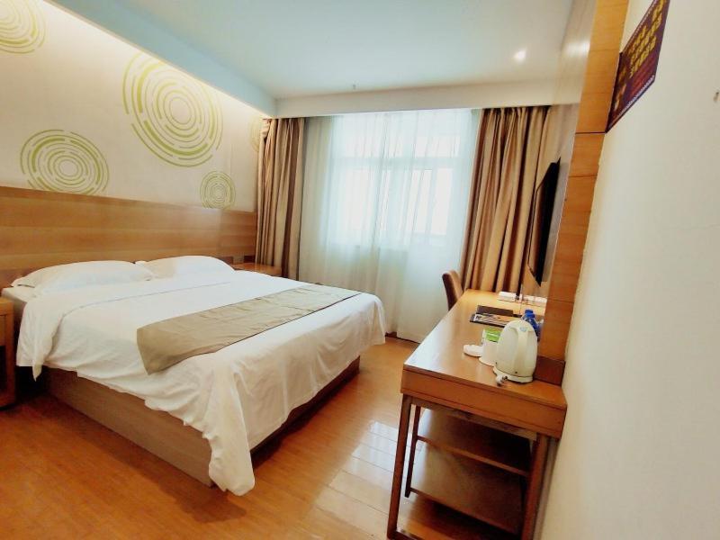 Greentree Inn Jiangxi Fuzhou Gandong Bridge Express Hotel Exterior foto